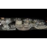 Quantity of Glass & Crystal Items, including an 8.5'' Punch Bowl, a 9.25'' Fruit Bowl, two 8.5''