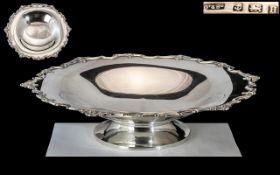 George V 1930's Excellent Quality Sterling Silver Footed Fruit Bowl with Attractive Proportions,