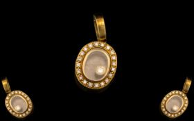 18ct Diamond Floating Pendant, oval pendant with central floating diamond,