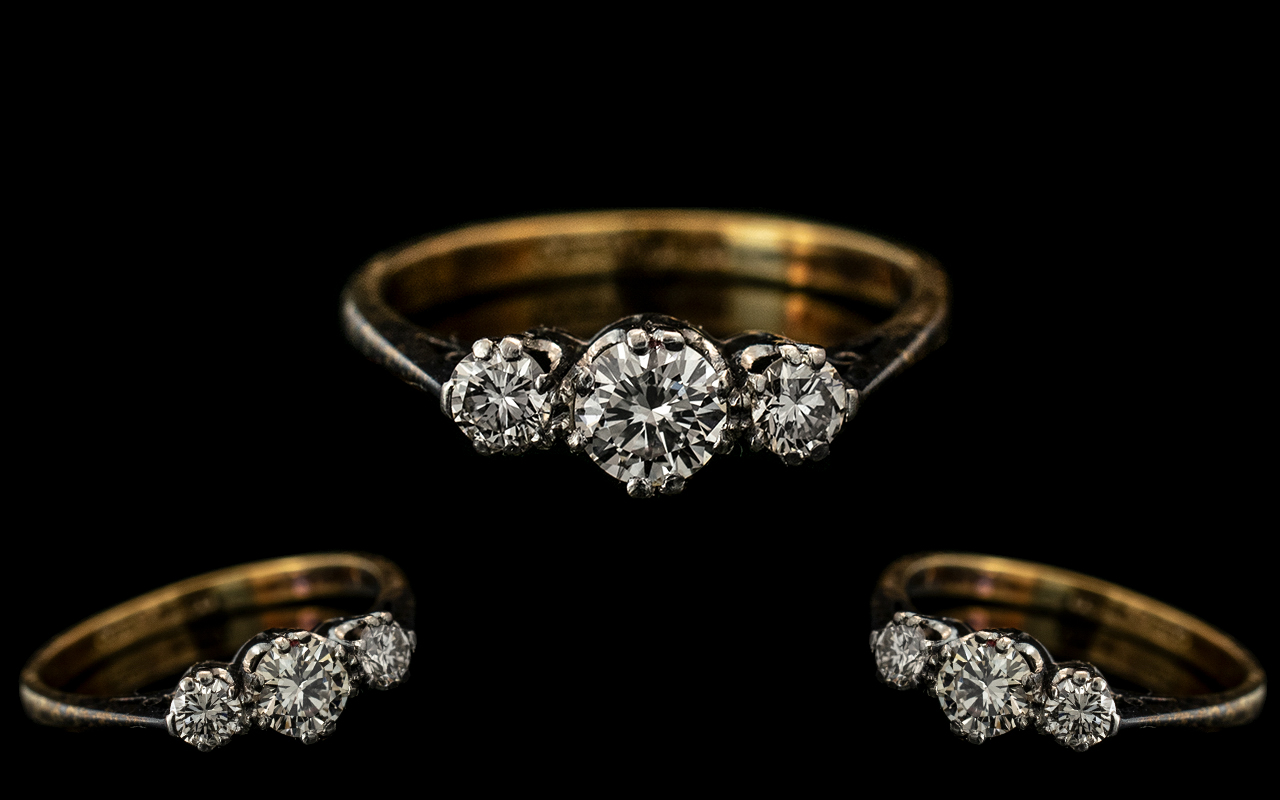 18ct White Gold and Platinum 3 Stone Diamond Set Ring. c.1920's.