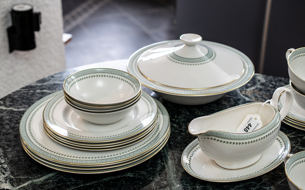 Royal Doulton 'Berkshire' Part Dinner Set, comprising 4 x 10.5" plates, 4 x 8" salad plates, 4 x 6. - Image 3 of 3