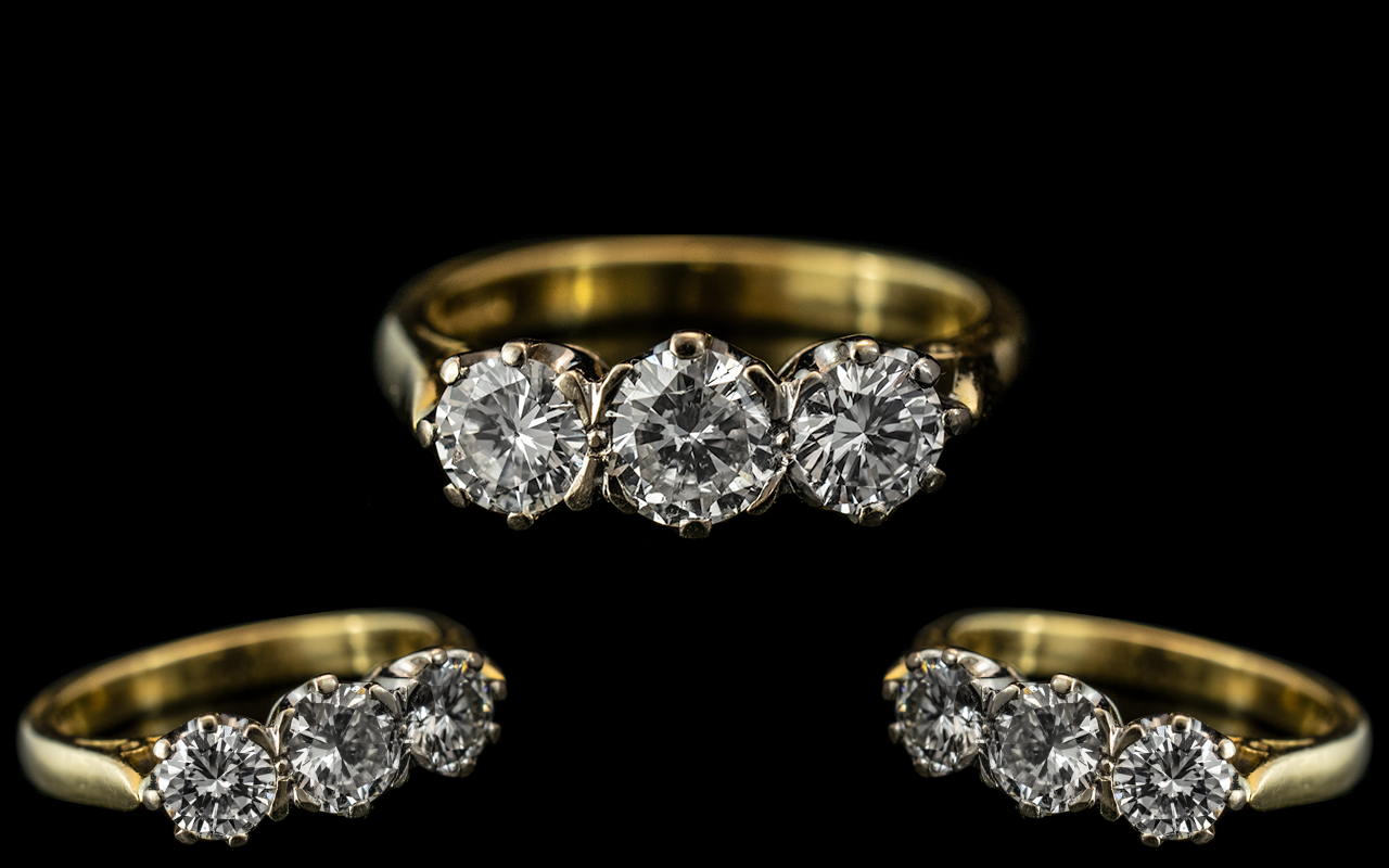 Ladies 18ct Gold - Attractive 3 Stone Diamond Set Ring.