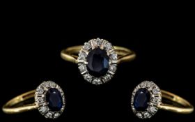 18ct Gold Attractive Sapphire and Diamond Set Cluster Ring, Flower head Design.