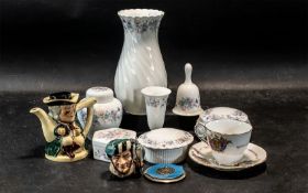 Collection of Ceramics, comprising a Wed