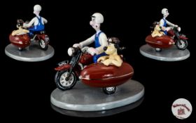 Coalport - Wallace and Gromit Ltd and Numbered Edition Porcelain Figure ' Hold on Gromit ' WG9.