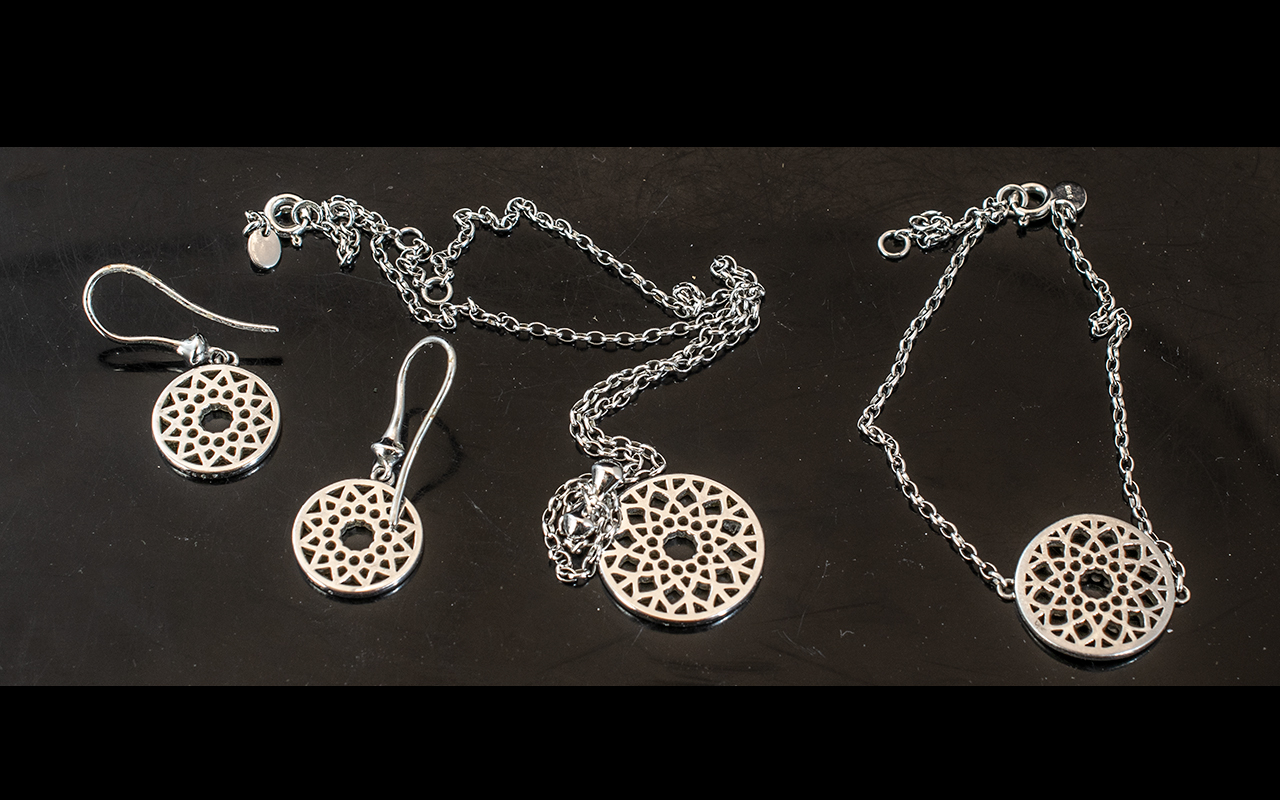 Set of Matching Silver Jewellery comprising a necklace, bracelet and earrings for pierced ears,