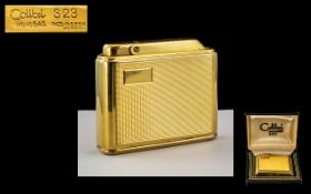 Calibra 523 Superb Gold Plated Monogas Lighter with Calibra Display Box.