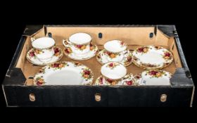 Royal Albert 'Old Country Roses' Tea Set, comprising four cups, four saucers, four 6.