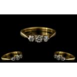 18ct Gold - Attractive 3 Stone Diamond S