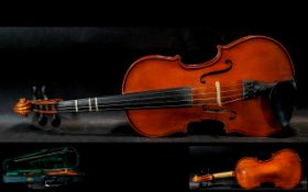 Stentor - Student 1 Violin 3/4. Label to
