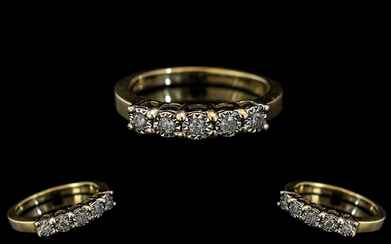 Ladies 9ct Gold Attractive Illusion Set 5 Stone Diamond Ring. Full Hallmark to Interior of Shank.