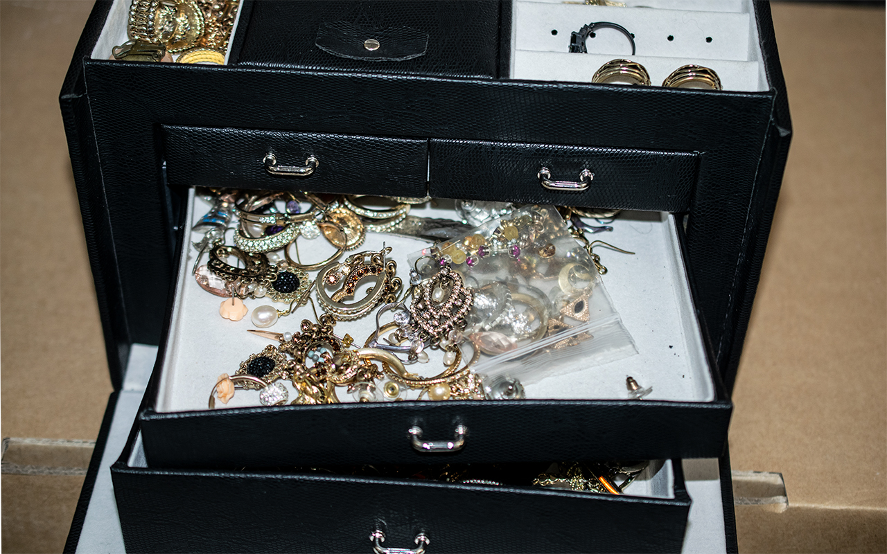 Black Jewellery Box Containing a Quantity of Costume Jewellery, including rings, earrings, - Image 3 of 4