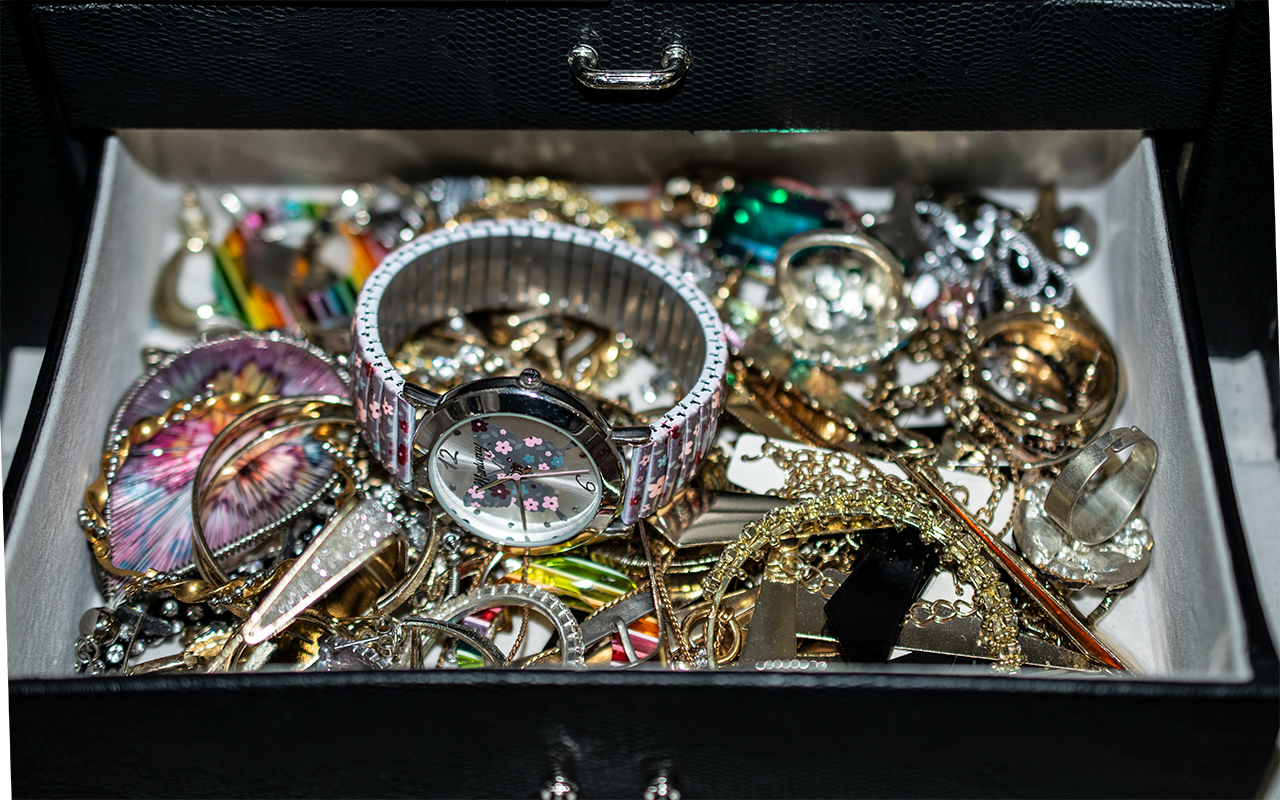 Black Jewellery Box Containing a Quantity of Costume Jewellery, including rings, earrings, - Image 2 of 4