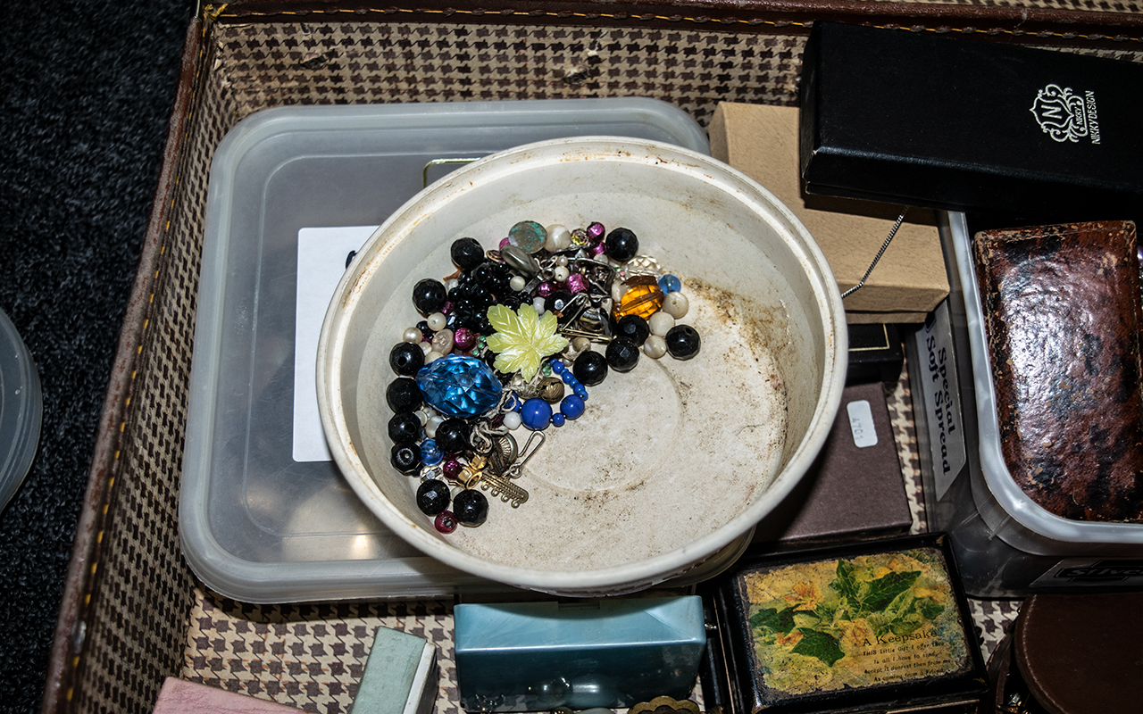 A Suitcase Containing a Collection of Costume Jewellery to include brooches, beads, pendants, - Image 2 of 3