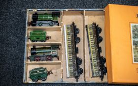 Hornby Train Set, No. E220, Mixed Goods Set, clockwork, Gauge 0, in original box, appears complete.