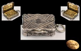 Early Victorian - Superb Sterling Silver Vinaigrette with Ornate Gilt Grill / Interior.