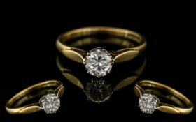 18ct Yellow Gold - Attractive Single Stone Diamond Set Ring. Hallmarked for London 1968.