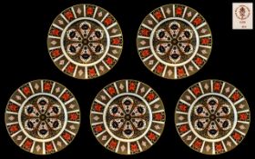 Royal Crown Derby Set of 5 Large Old Imari Pattern Gold Banded Cabinet Plates. Pattern No 1128. Date