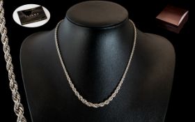 ILiana - Good Quality 18ct White Gold Graduated Necklace. Marked 750 - 18ct. Rope Twist Design.