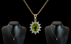 Ladies 18ct Gold - Attractive Diamond and Peridot Set Pendant.