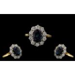 18ct Gold Ladies - Good Quality and Attractive Sapphire and Diamond Set Cluster Design Dress Ring.