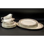 A Paragon Part Dinner Service Belinda De