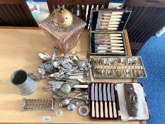 A collection of assorted items, 6 butter knives vintage sheffield steel, vintage fish knives and