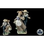 Lladro Hand Painted Porcelain Figure ' Young Couple ' Love In Bloom. Model No 5292. Issued 1985 -