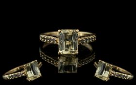Ladies 9ct Gold Attractive Stone Set Dress Ring. Fully Hallmarked to Interior of Shank. Pale Citrine