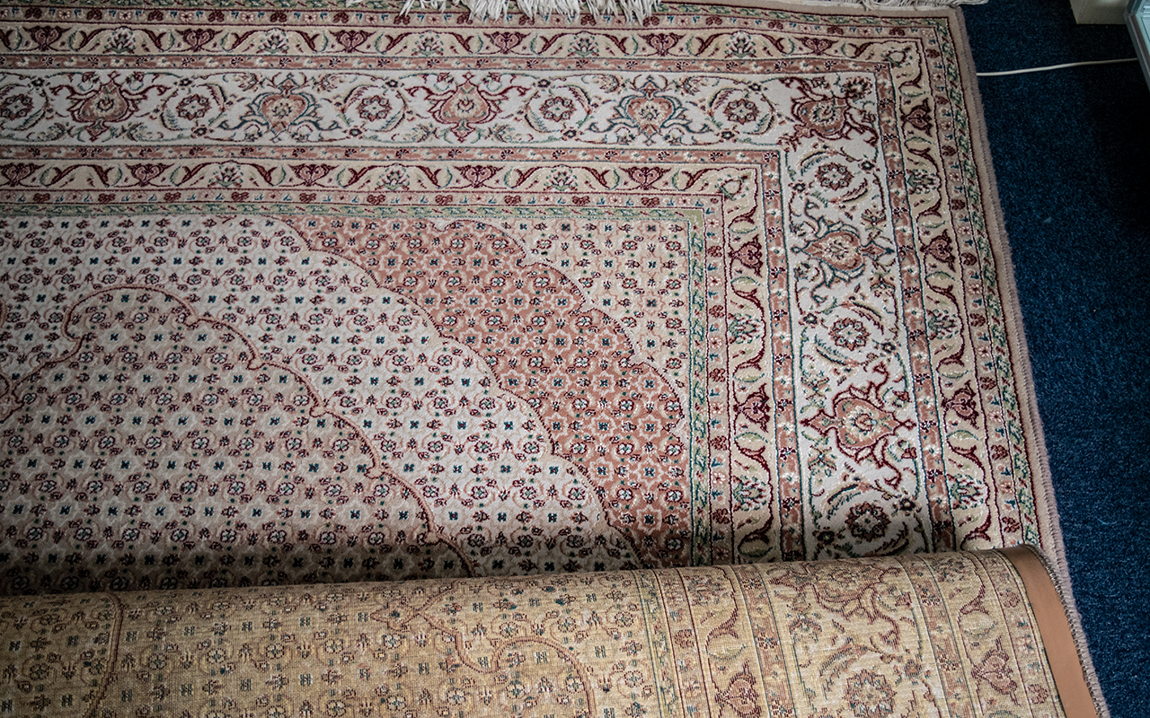 Cream Ground Persian Carpet, overall bij - Image 2 of 3