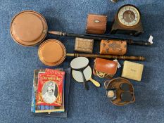 Quantity of Collectibles comprising two