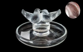 Lalique Twin Dove Frosted & Clear Glass Pin Dish, depicting two doves in frosted glass,