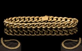 18ct Gold - Superior Quality Curb Bracelet With Solid Clasp. Marked 750 - 18ct.
