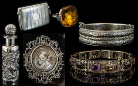 A Superb Collection of Antique and Vintage Sterling Silver Items ( 6 ) Items In Total. Comprises