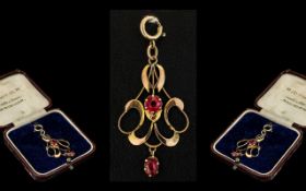 9ct Art Nouveau Pendant Set with Fire Garnets. An Attractive Antique Pendant, Stylish Design.