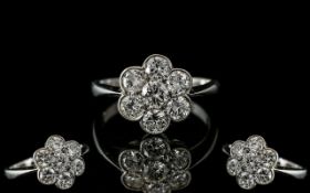 18ct White Gold - Good Quality Diamond Set Cluster Ring, Flower head Setting.