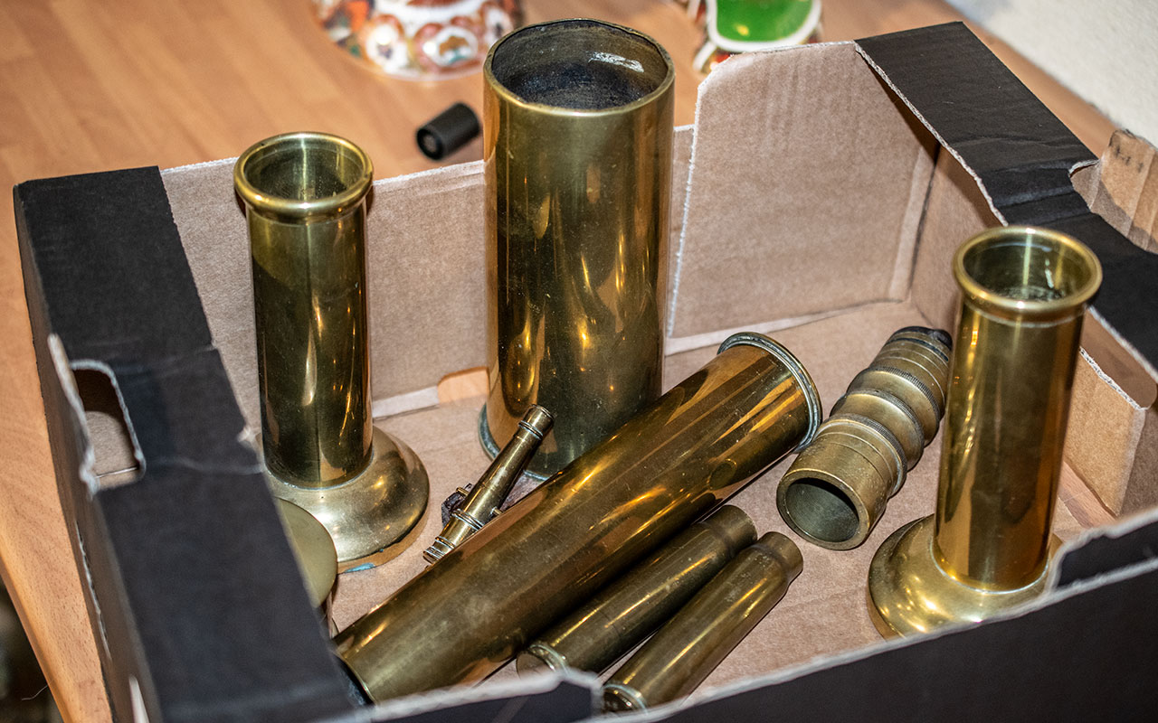 Quantity of Trench Art Items, comprising 9" tall, 7" tall, 6.5" tall, 5" tall, a pair of 4. - Bild 2 aus 2