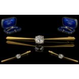 Early 20th Century 18ct Gold - Good Quality Single Stone Diamond Set Brooch. Marked 18ct.