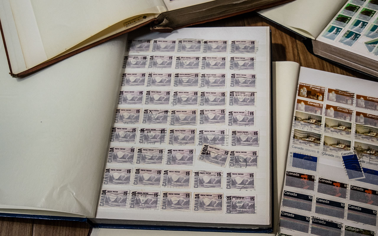 Stamp Interest - Huge quantity of Canada stamps in six stock books. Lots of duplication to suit - Bild 2 aus 4