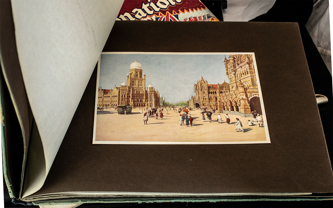 A 1953 Coronation Procession Panorama Book, with moveable pictures, 'A Tuck Book'. - Bild 5 aus 6