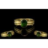 18ct Gold Single Stone Emerald Set Dress Ring. The Faceted Emerald Requires - Re-Polishing.