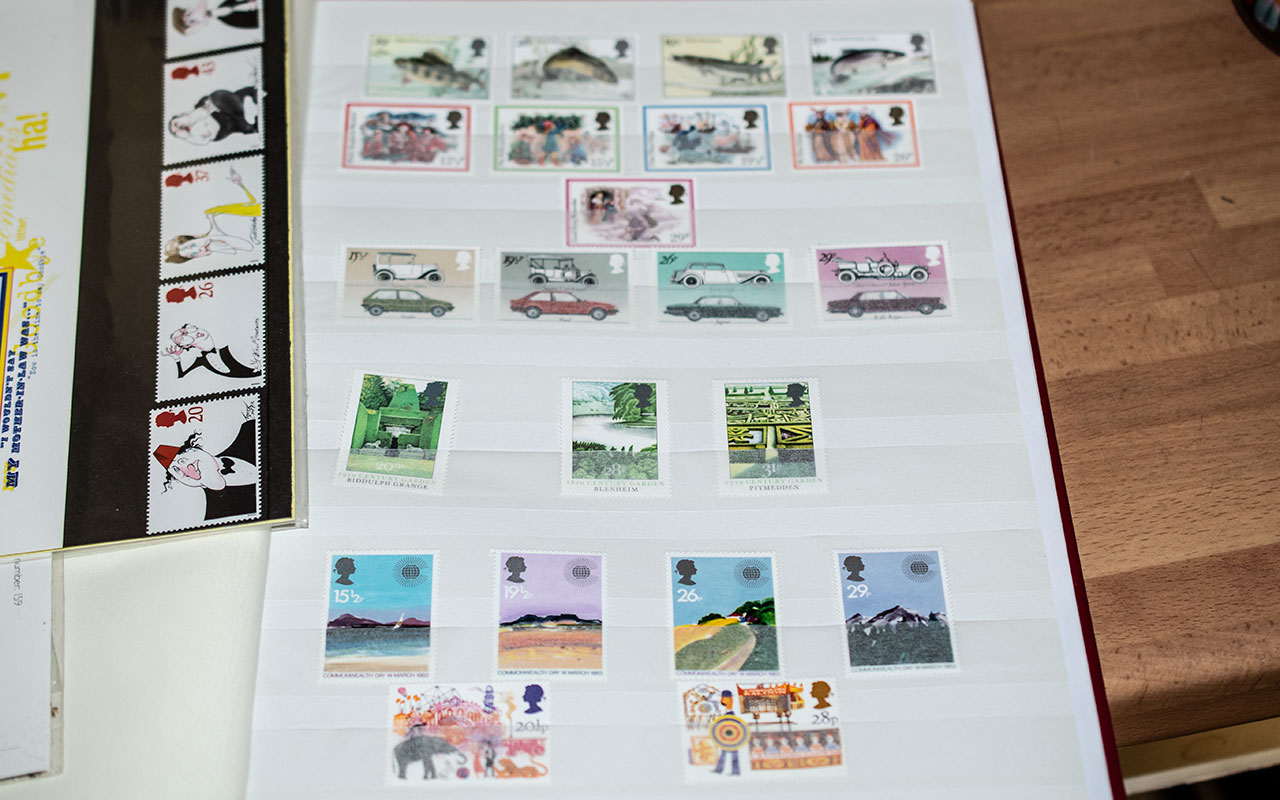 Stamp Interest - Three Stamp Albums cont - Bild 4 aus 4