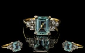 Ladies 1920's 18ct Gold Attractive Aquamarine and Diamond Set Ring.