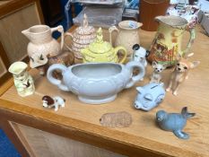 Collection of 1930's Pottery,