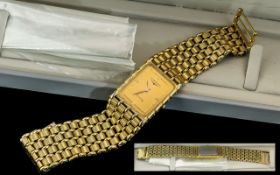 Gents Longines Quartz Watch with bracelet strap, comes with spare links, in original box.