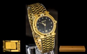 Gucci Ladies 18ct Gold Plated Wrist Watch ( Extra Links ) With Black Dial, Set with Diamond Markers.