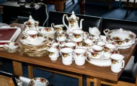 An Old Country Roses Full Dinner Service Plus Accessories Comprising - Cake stand with box,