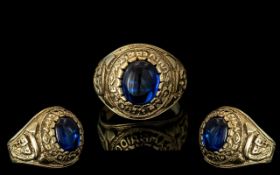 Cambridge University Gents 9ct Gold College Ring, Set with Cabouchon Cut Blue Sapphire,