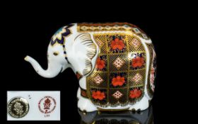 Royal Crown Derby Old Imari Patter Figural Paperweight ' Elephant ' ( Small ) Issued 1990.