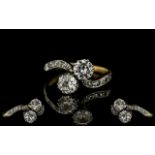 Ladies 18ct Gold Attractive Two Stone Diamond Twist Set Dress Ring,